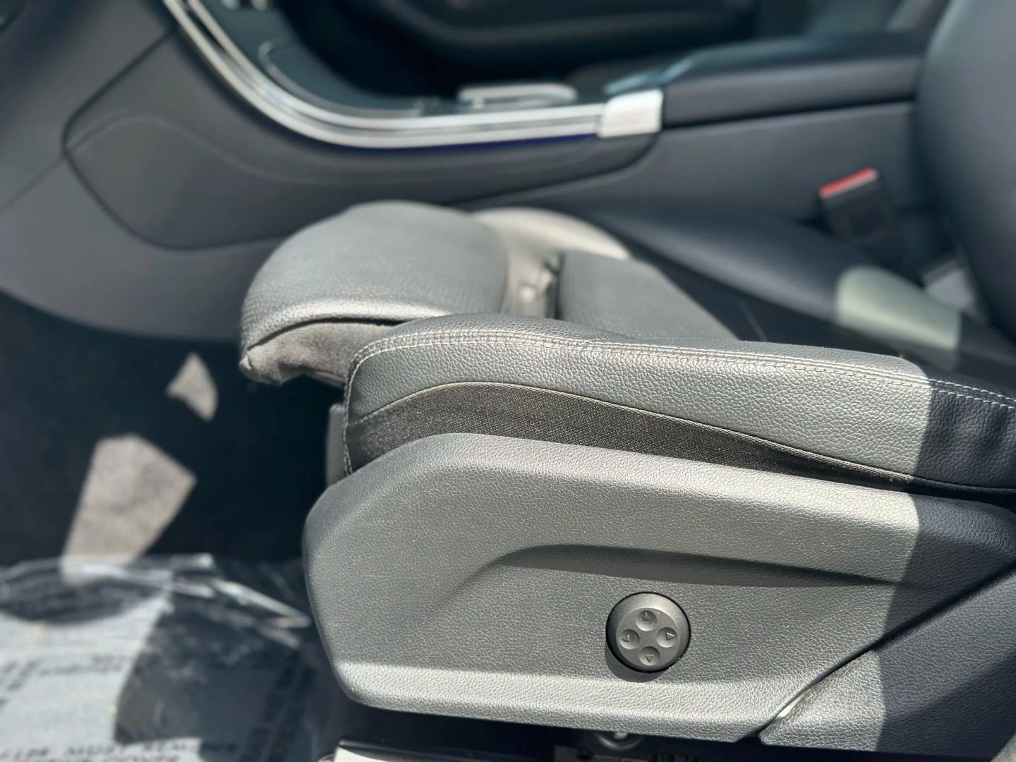 2021 MERCEDES-BENZ GLC SUV 4-CYL, TURBO, 2.0 LITER GLC 300 4MATIC SPORT UTILITY 4D