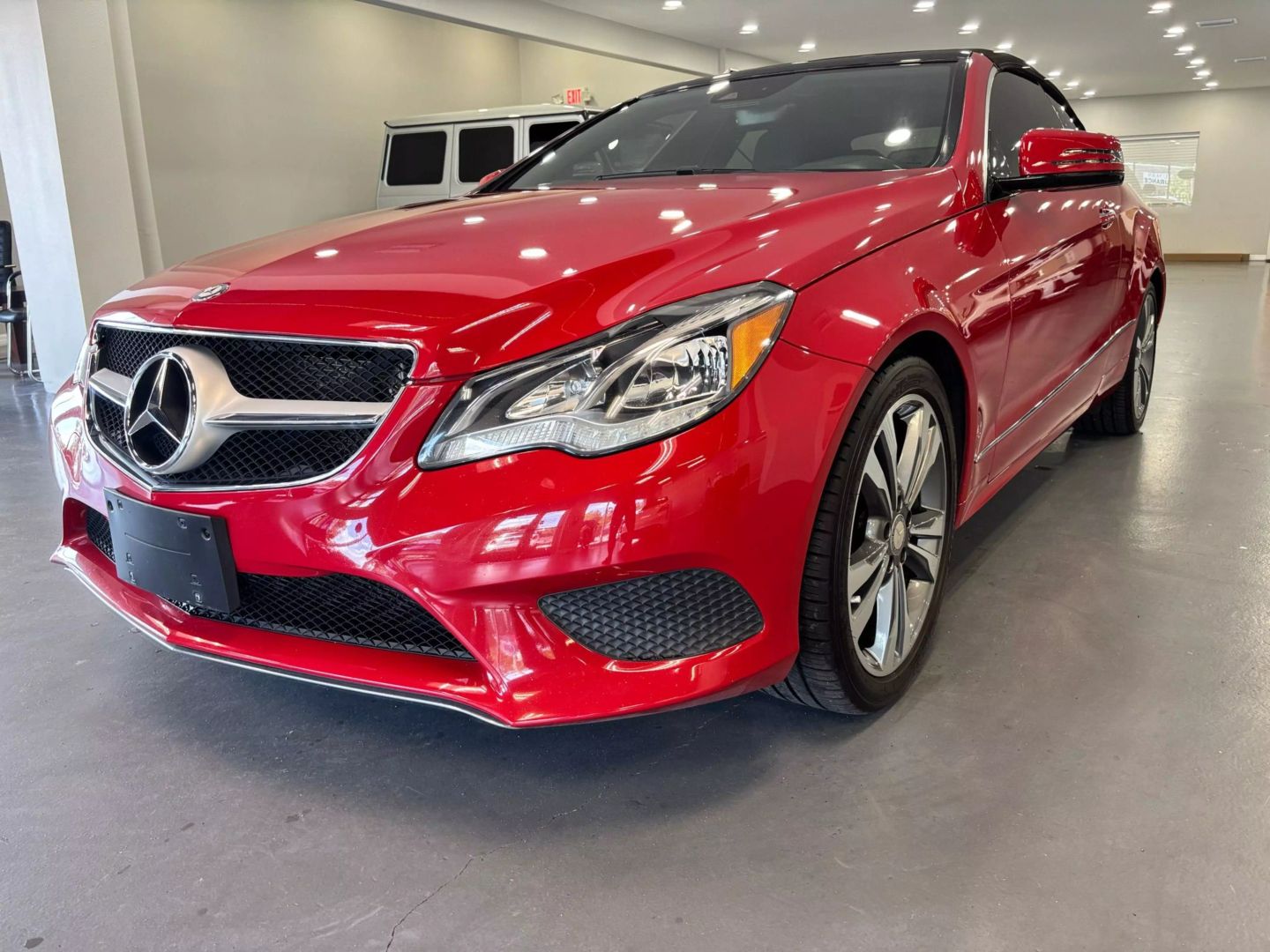 2015 Mercedes-benz E-class E 400 Cabriolet 2d - Image 3