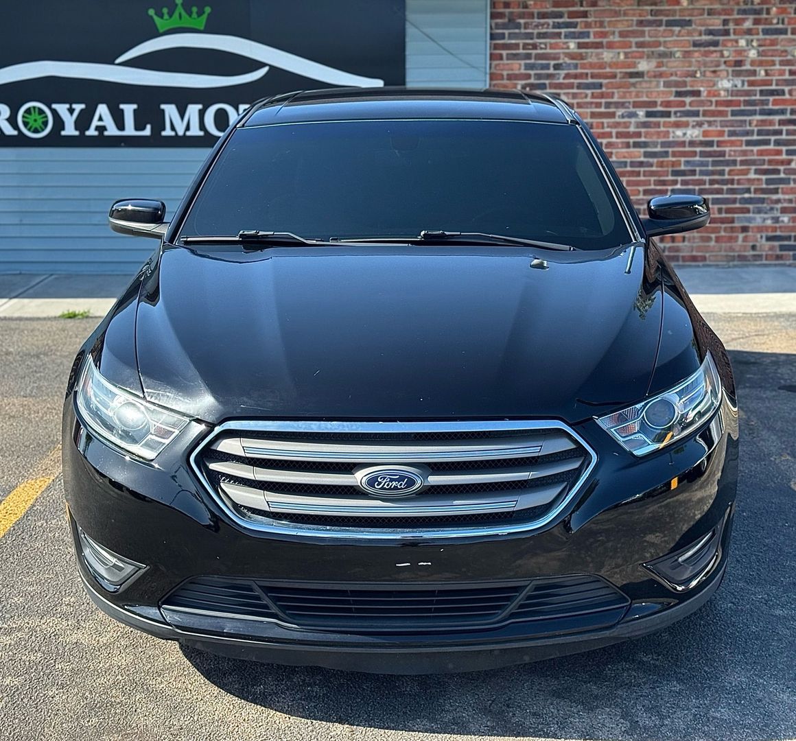 2016 Ford Taurus - Image 4