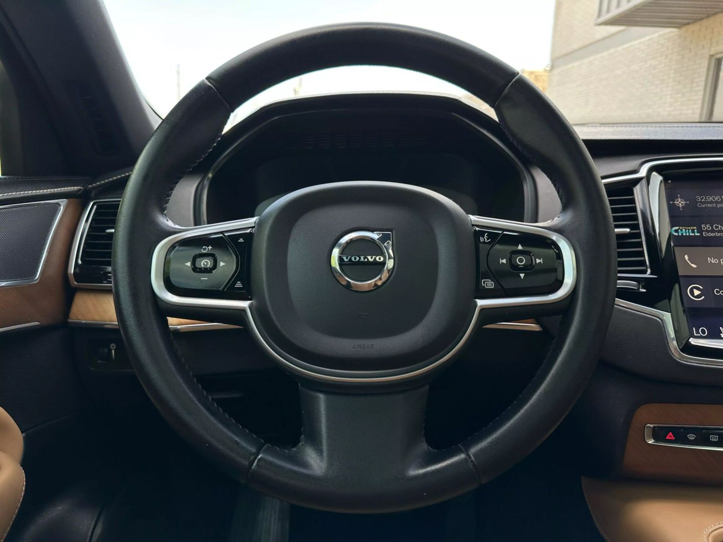 2017 Volvo Xc90 - Image 29