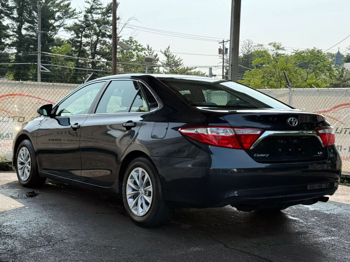 2015 Toyota Camry - Image 9