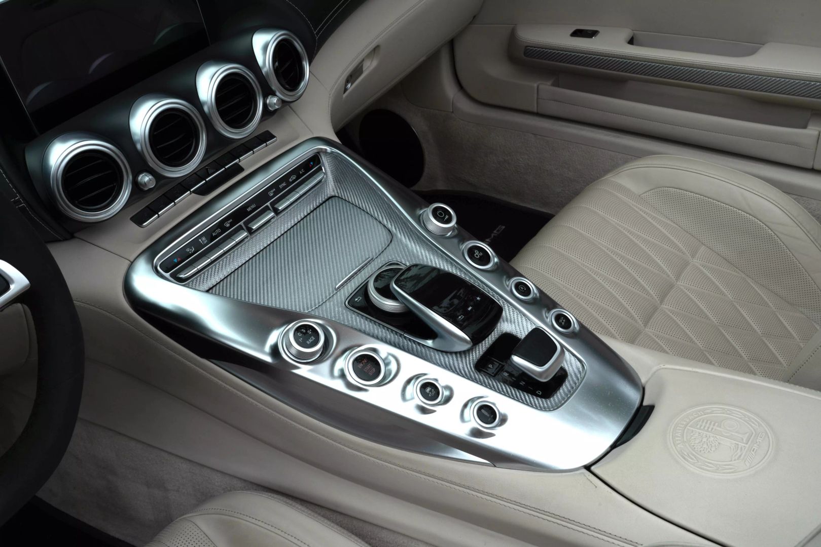 2018 Mercedes-benz Mercedes-amg Gt - Image 66