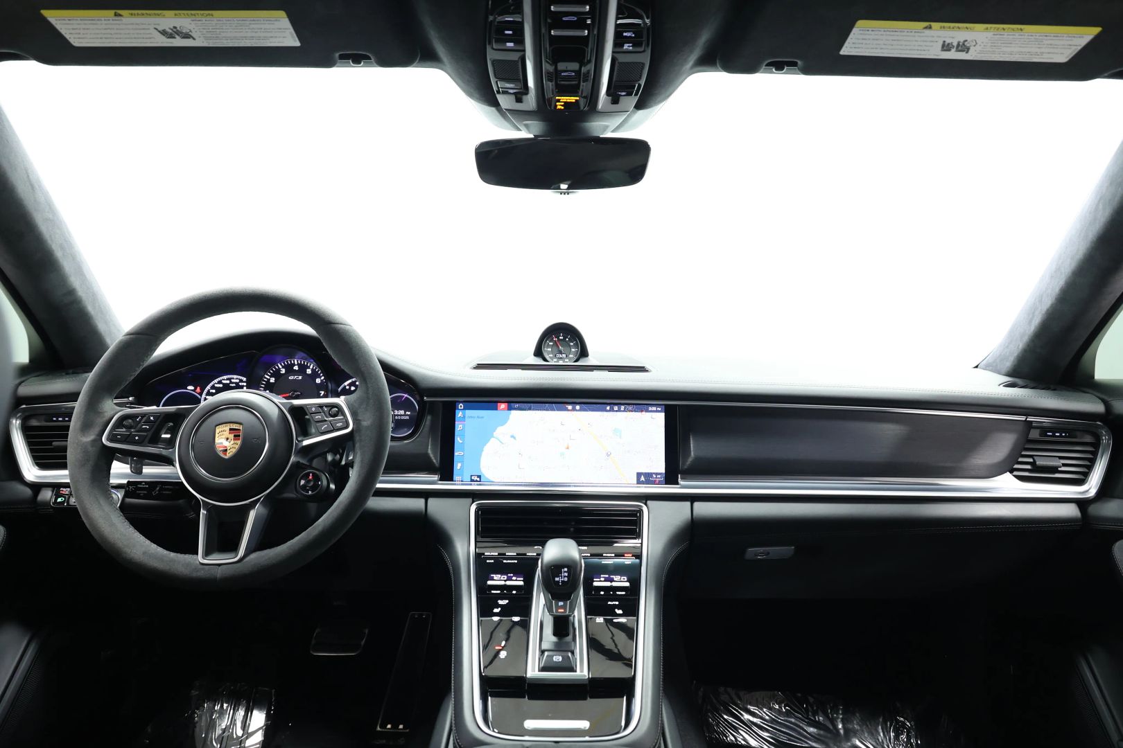2020 Porsche Panamera - Image 48