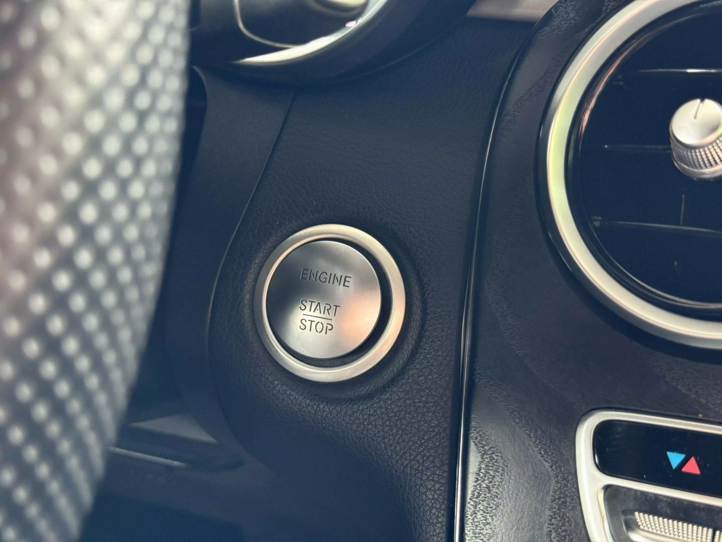 2019 Mercedes-benz Glc - Image 32