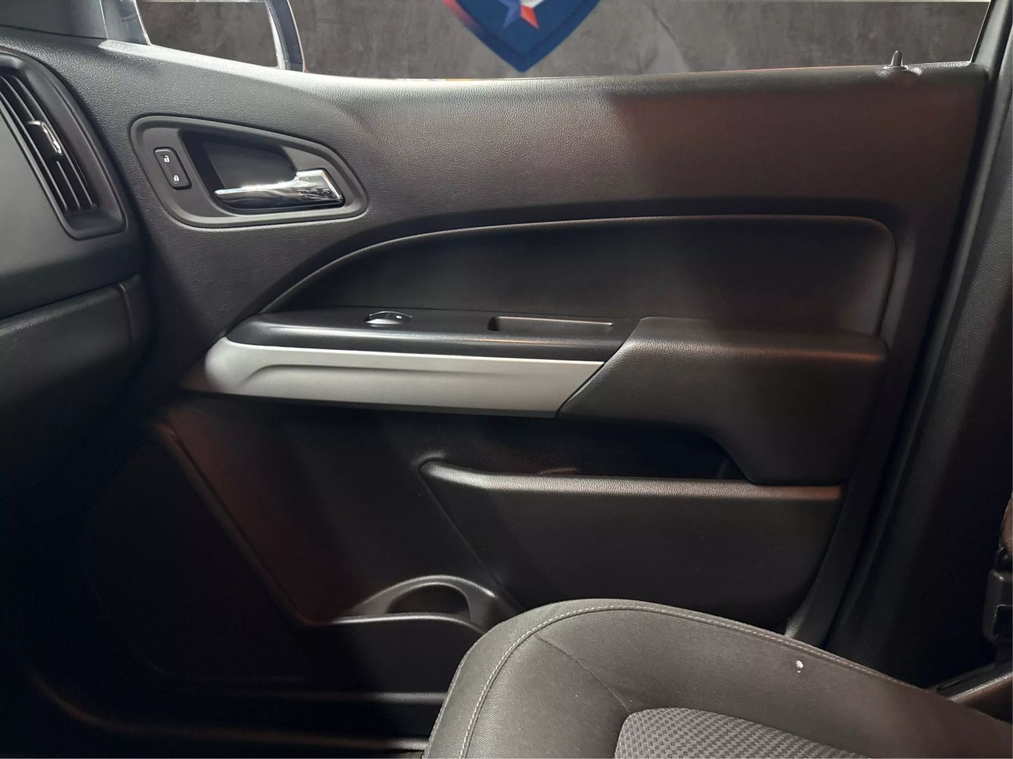 2018 Chevrolet Colorado Crew Cab - Image 35