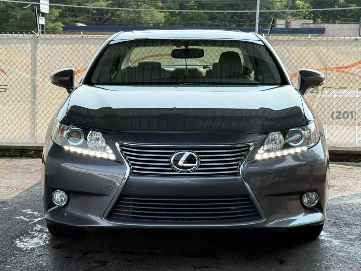 2014 Lexus Es - Image 5
