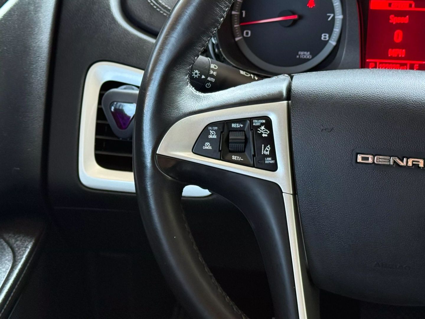 2017 Gmc Terrain - Image 32