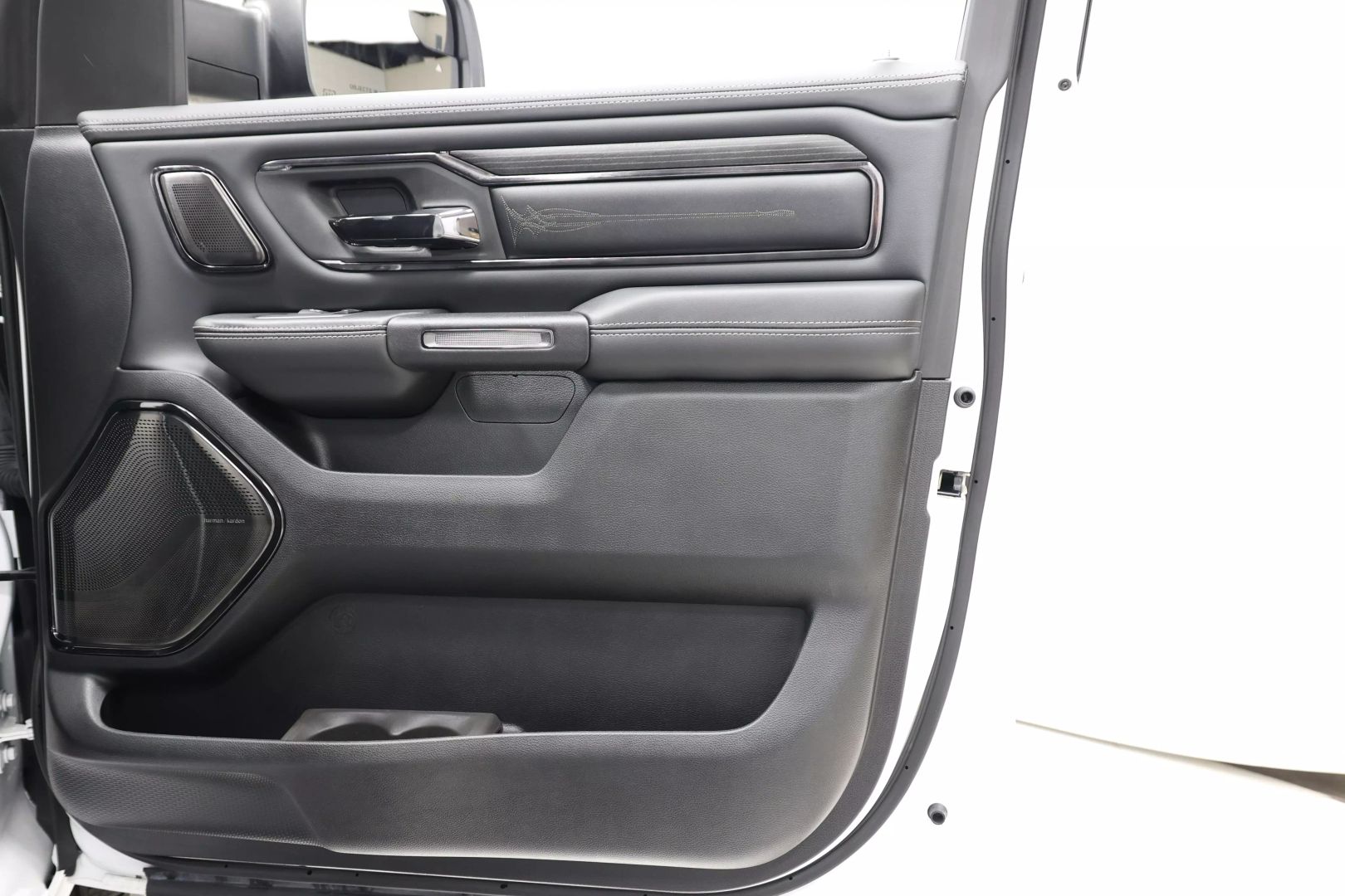 2023 Ram 1500 Crew Cab - Image 90