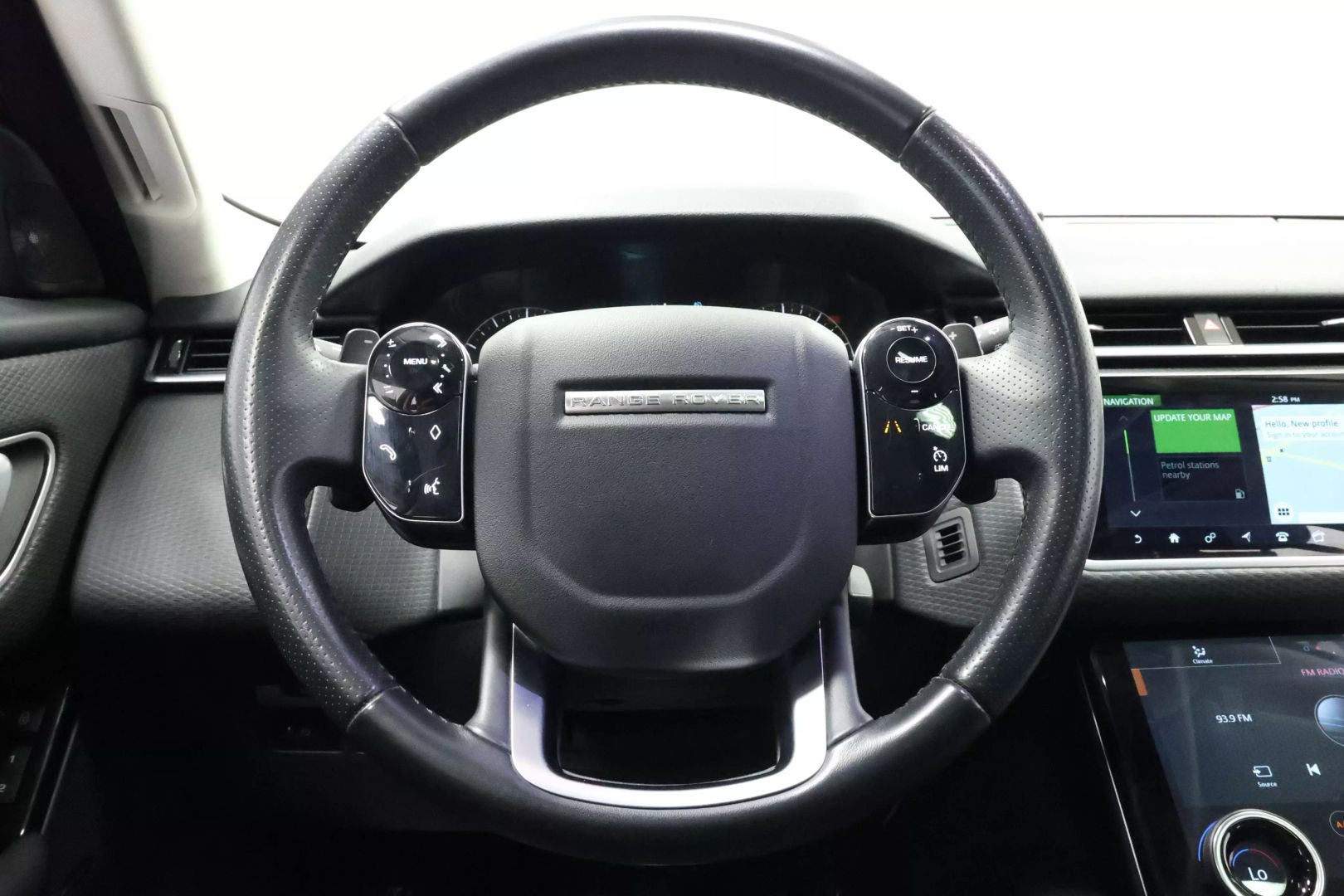 2019 Land Rover Range Rover Velar - Image 22