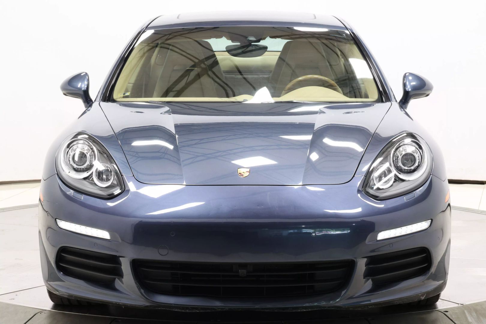 2014 Porsche Panamera - Image 114