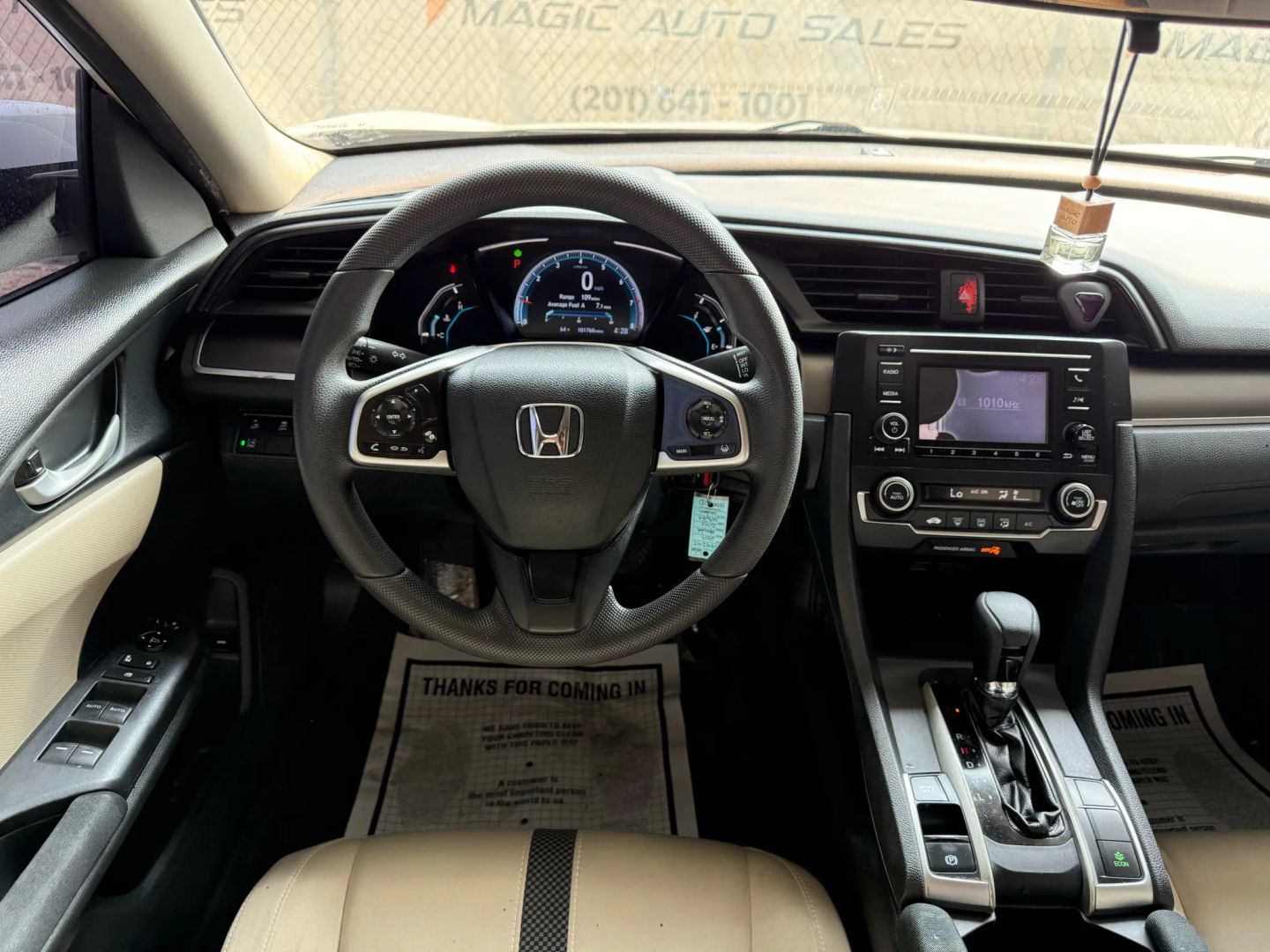 2019 Honda Civic - Image 29
