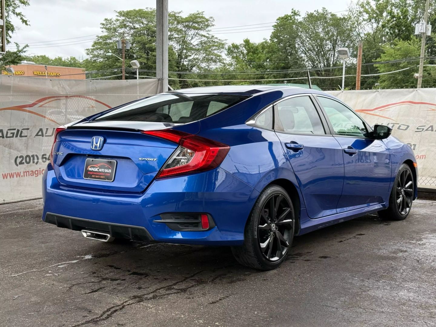 2019 Honda Civic - Image 11