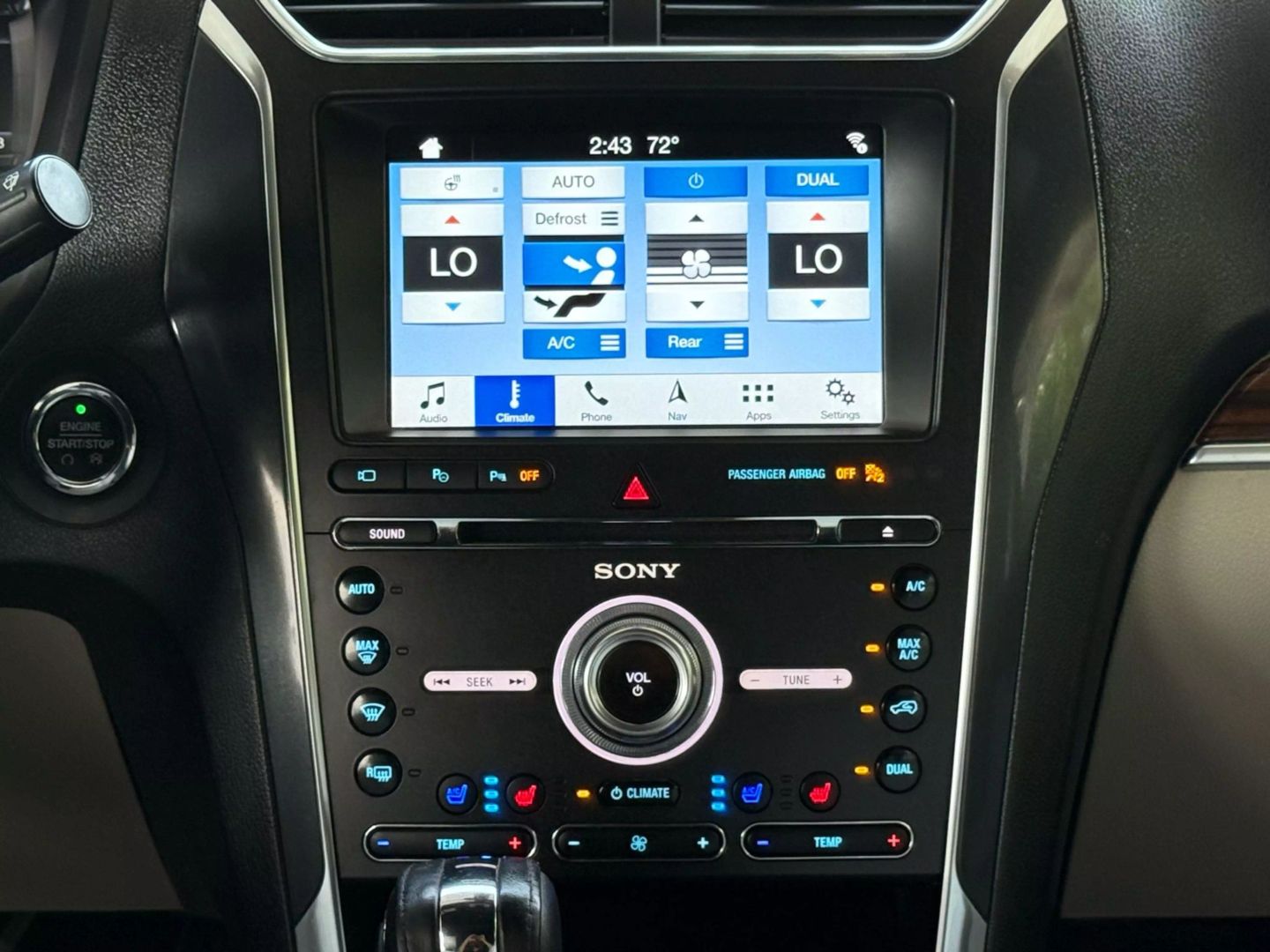 2018 Ford Explorer - Image 29