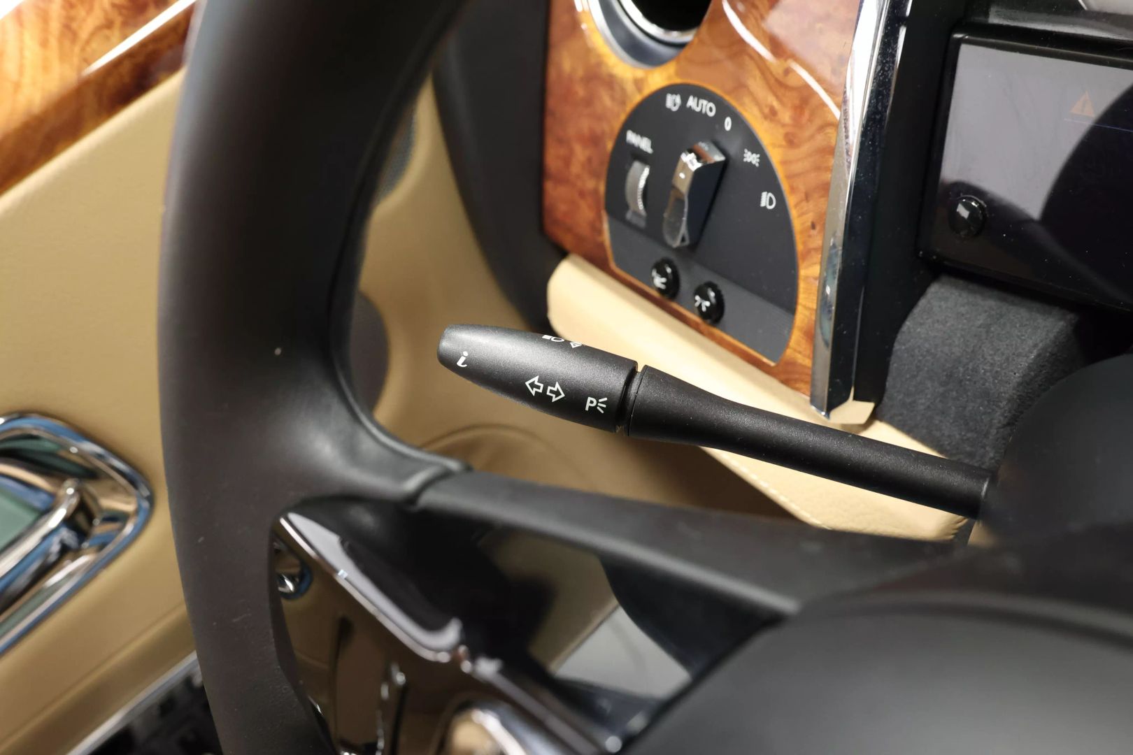 2010 Rolls-royce Ghost - Image 21