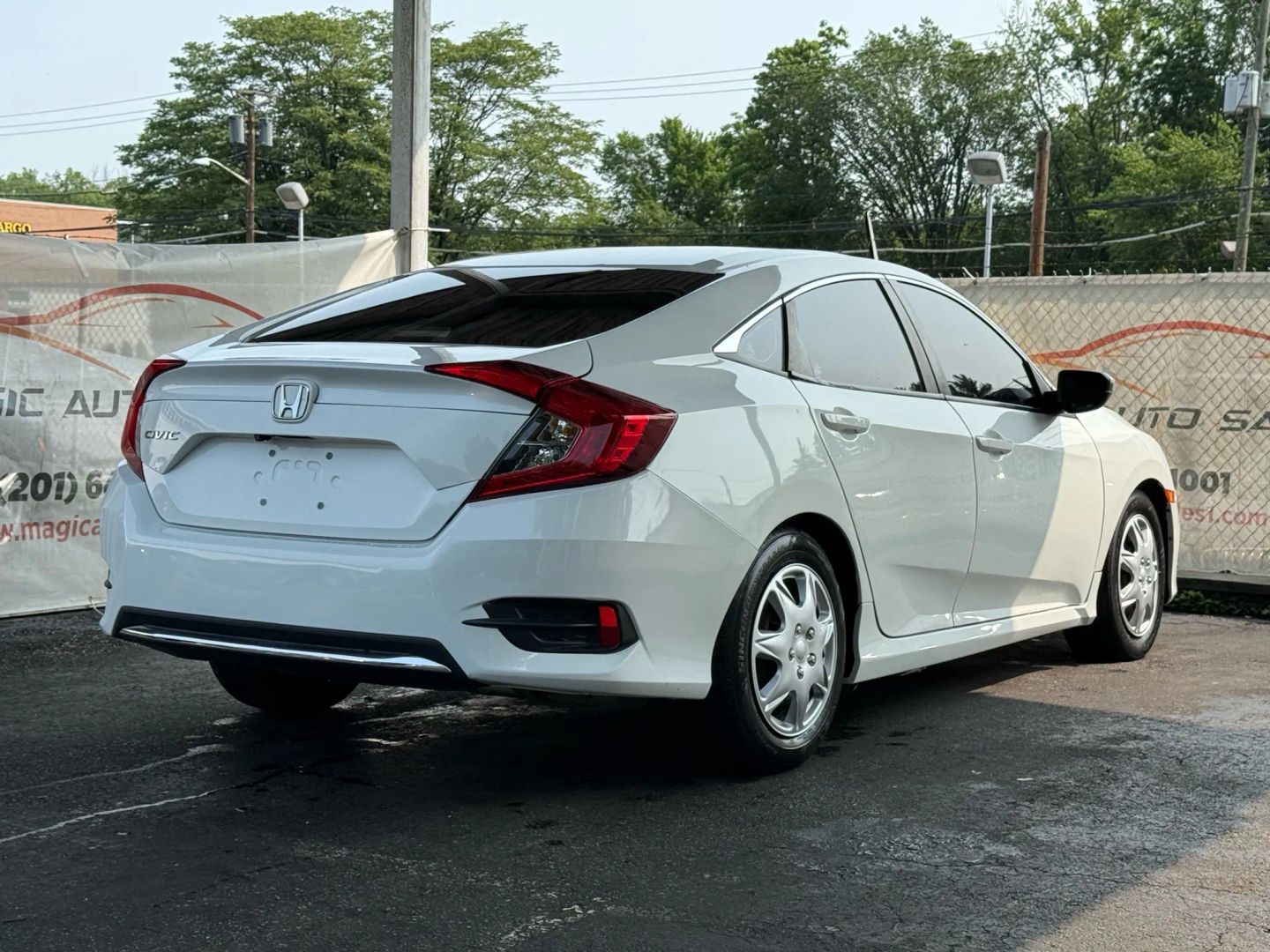 2019 Honda Civic - Image 11
