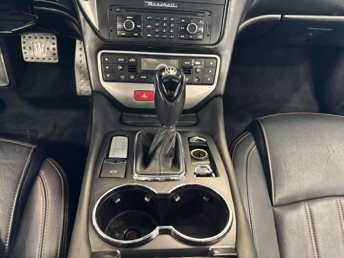 2010 Maserati Granturismo Convertible 2d - Image 35