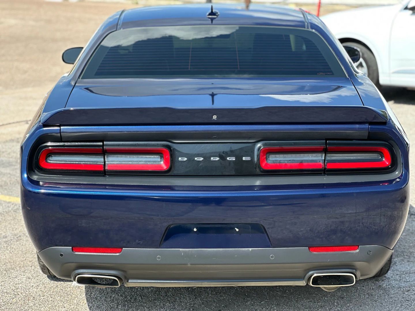 2016 Dodge Challenger - Image 4