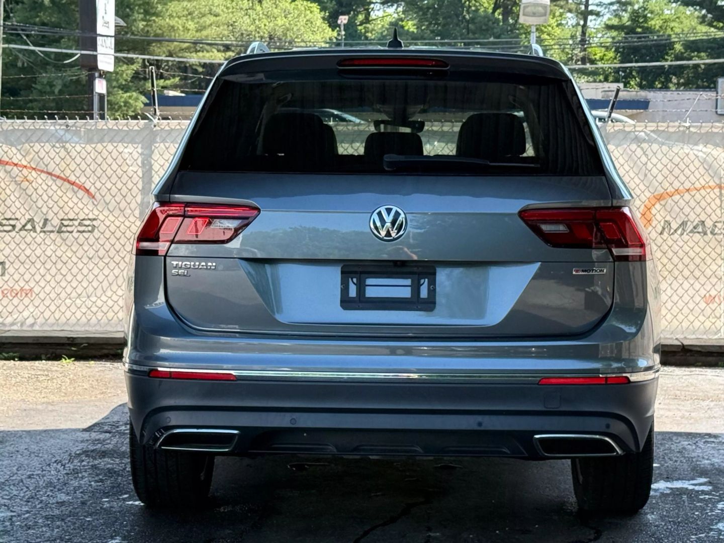 2020 Volkswagen Tiguan - Image 10