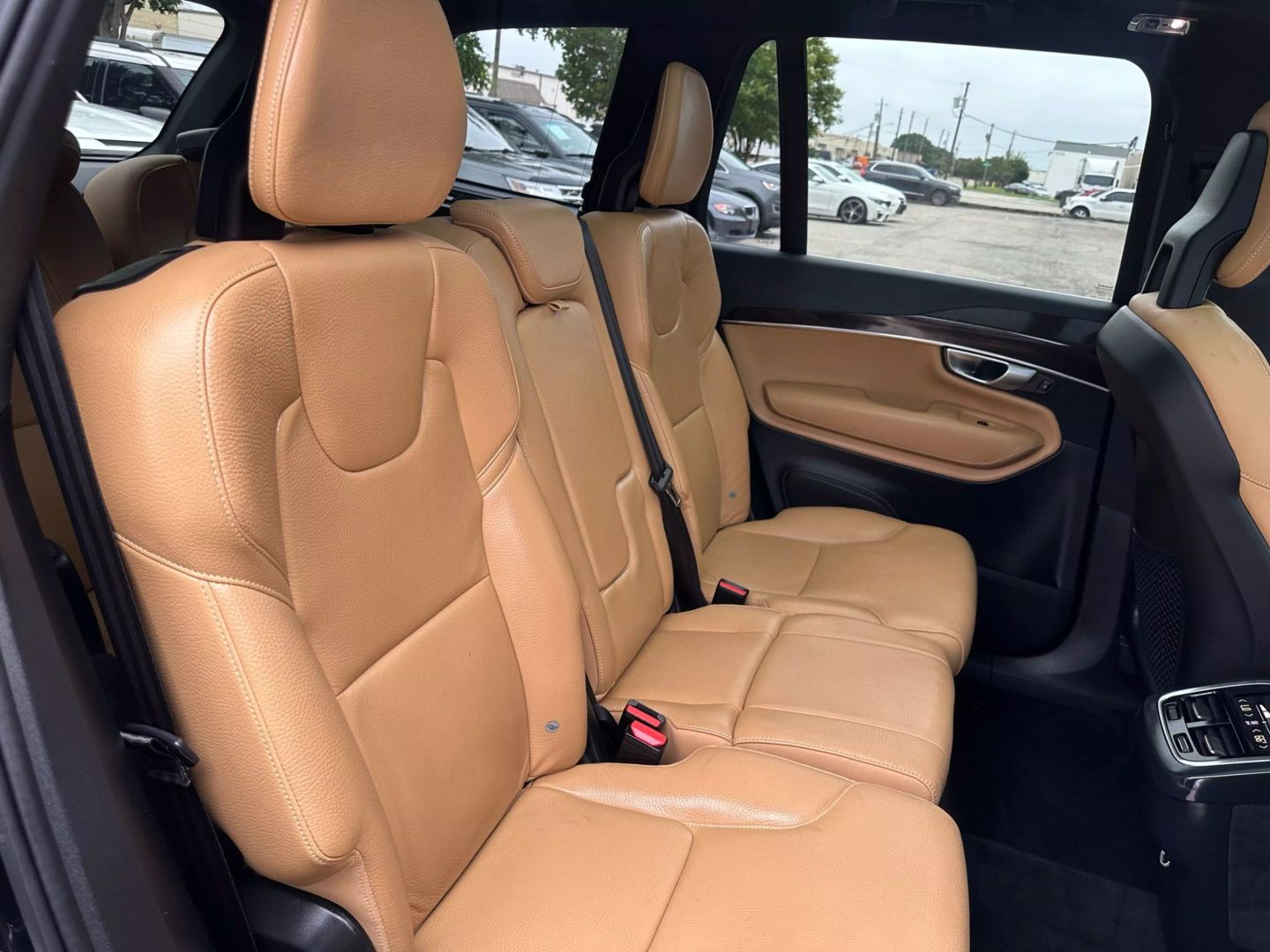 2017 Volvo Xc90 - Image 32