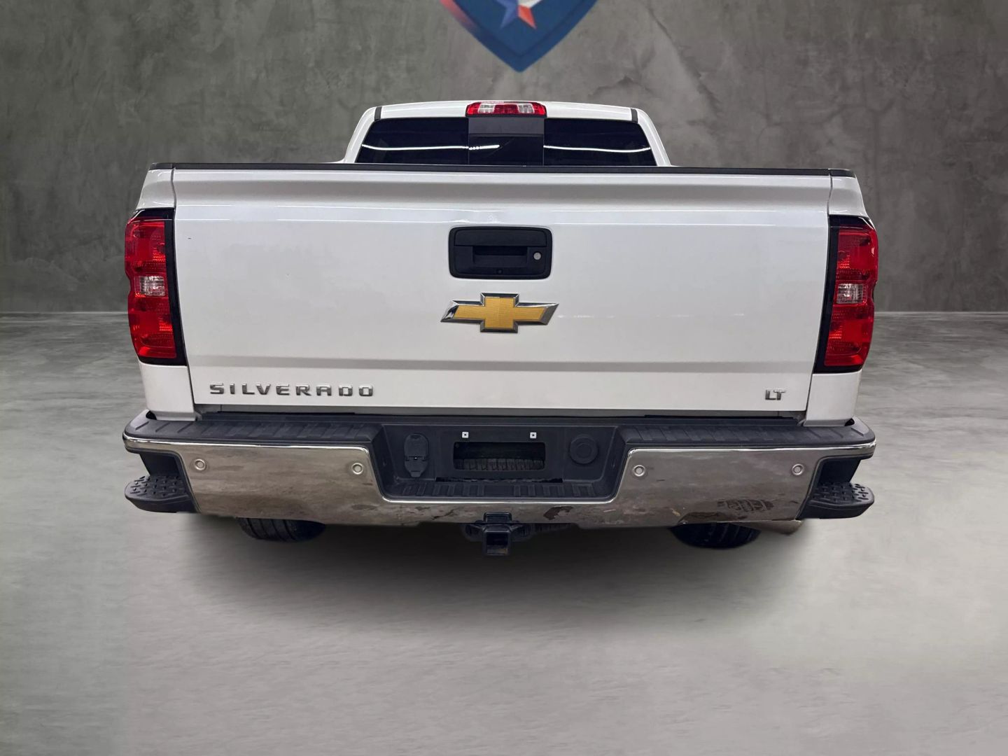2017 Chevrolet Silverado 1500 Crew Cab - Image 12