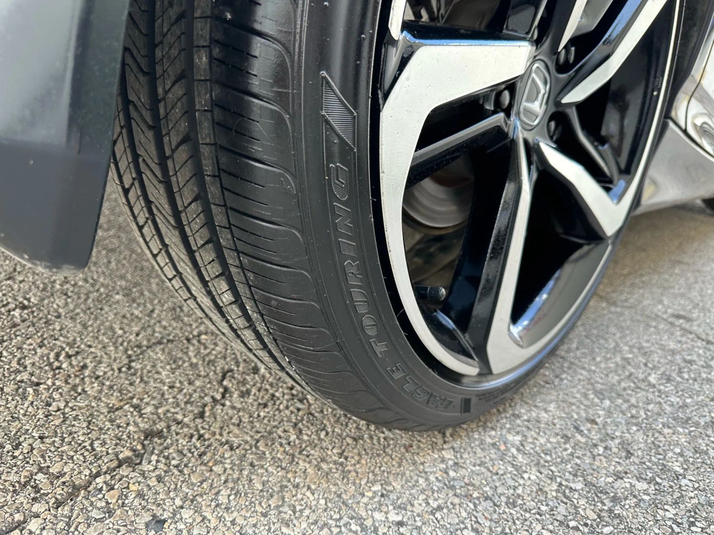 2018 Honda Accord - Image 40