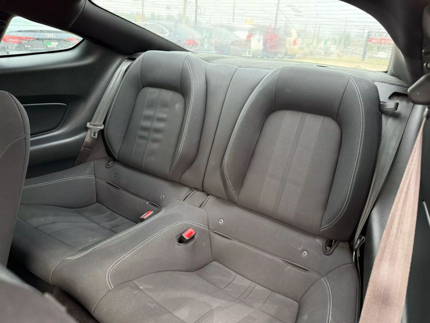 2019 Ford Mustang - Image 19