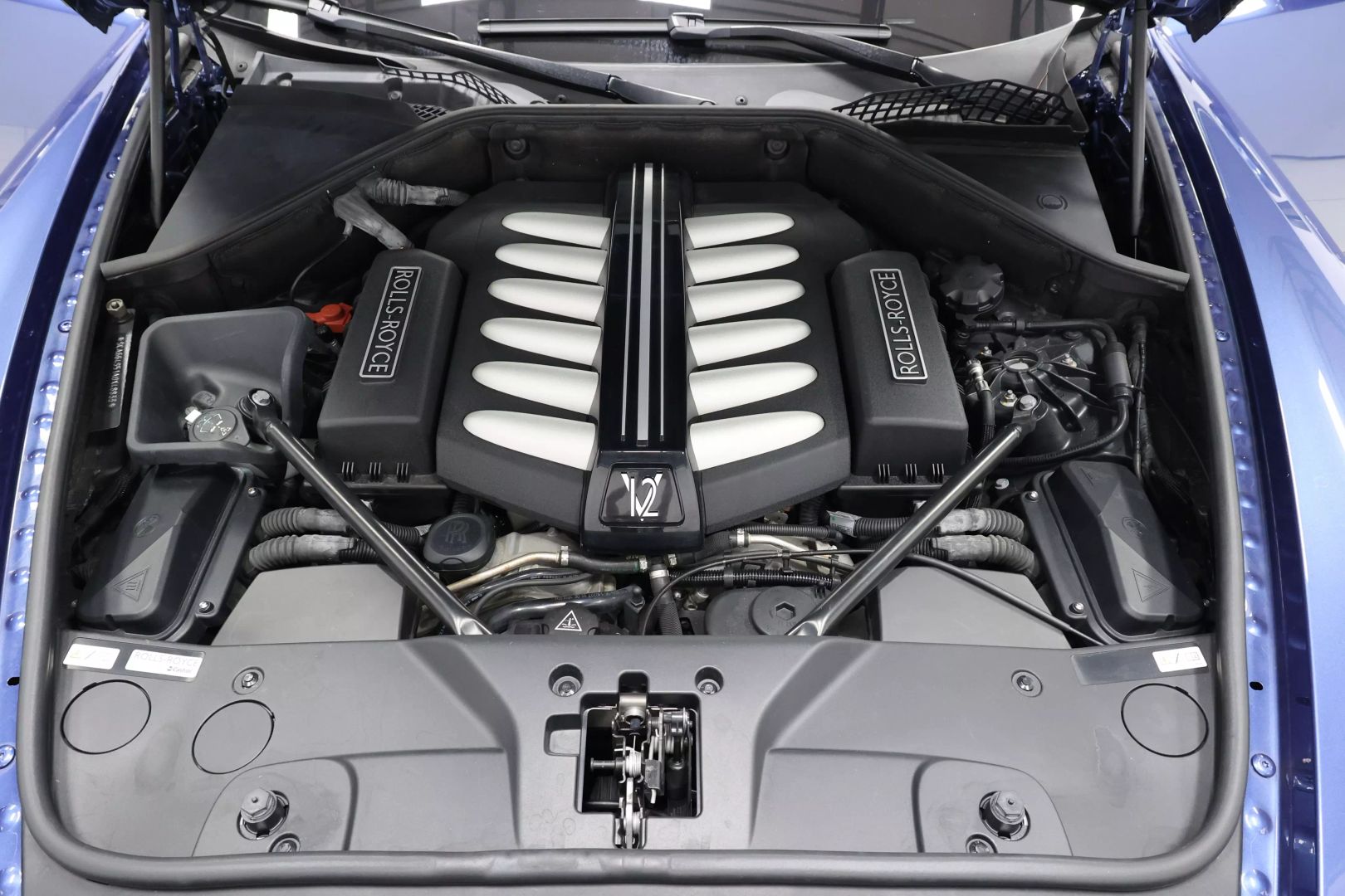 2010 Rolls-royce Ghost - Image 110