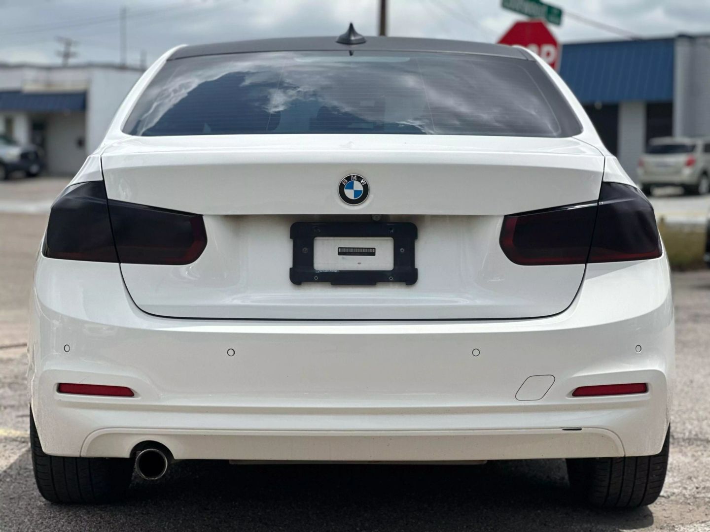 2017 Bmw 3 Series - Image 6