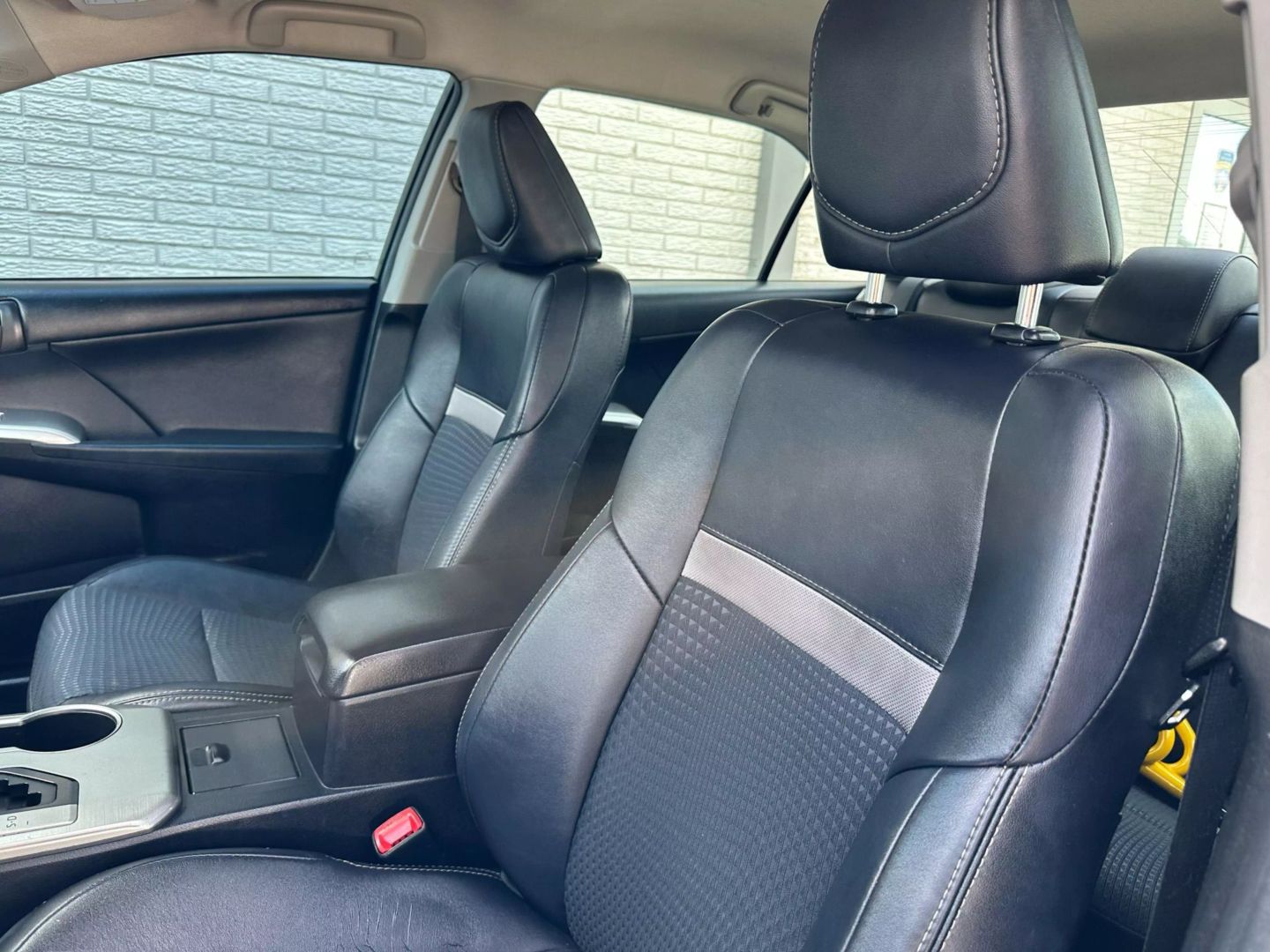 2014 Toyota Camry - Image 15