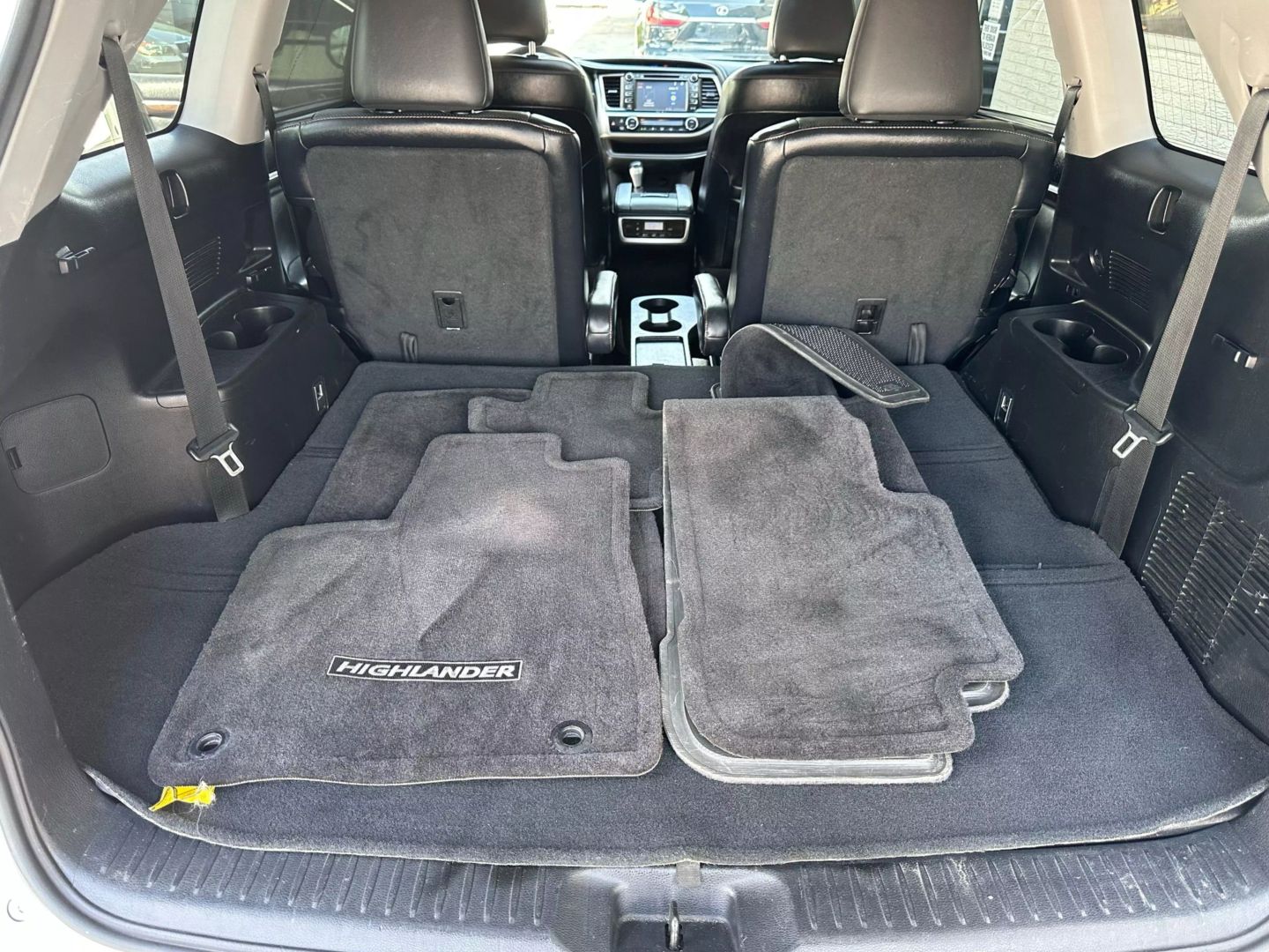 2014 Toyota Highlander - Image 22