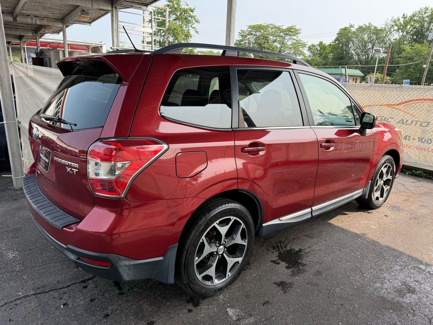 2015 Subaru Forester - Image 13