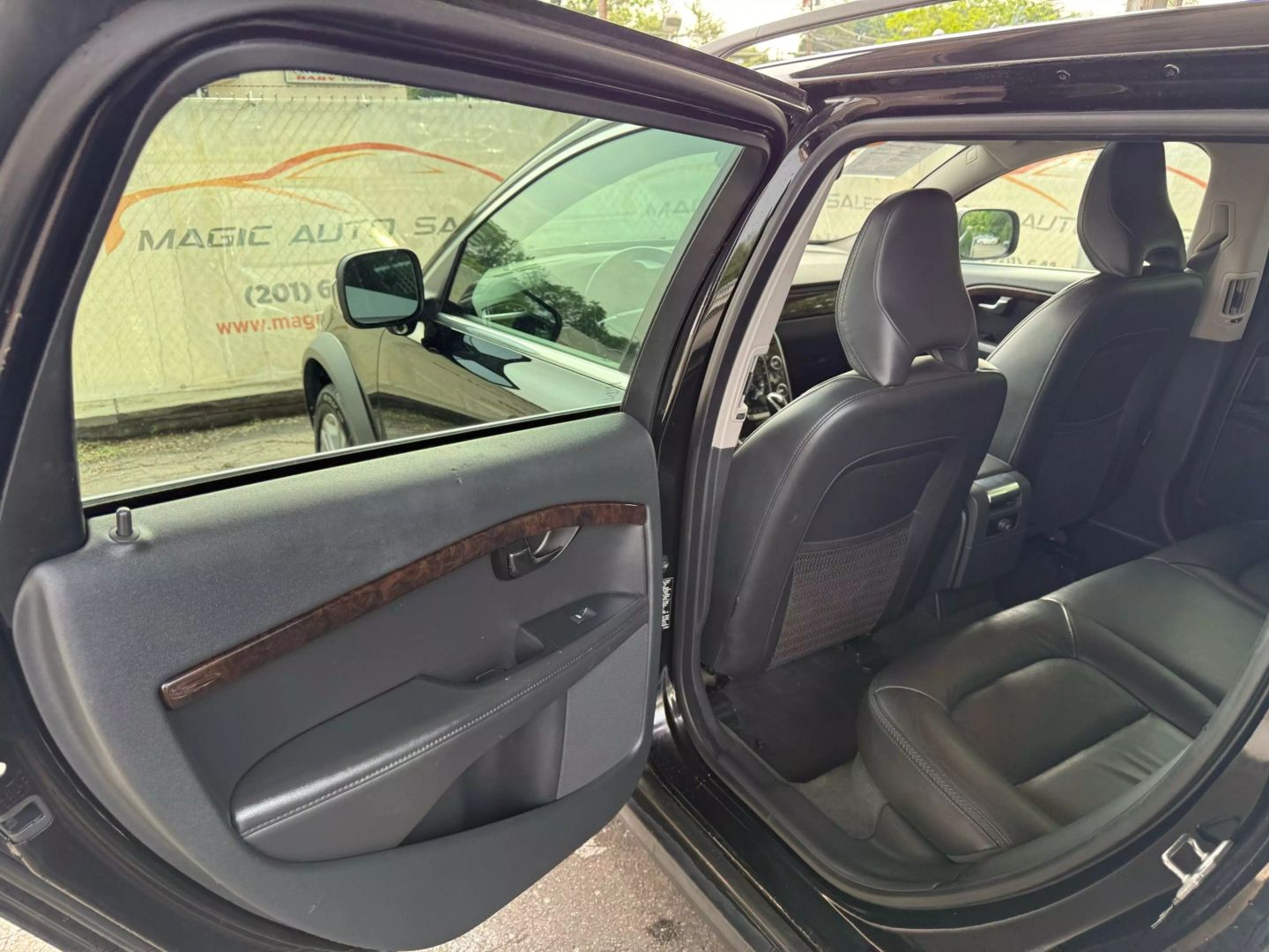 2016 Volvo Xc70 - Image 17