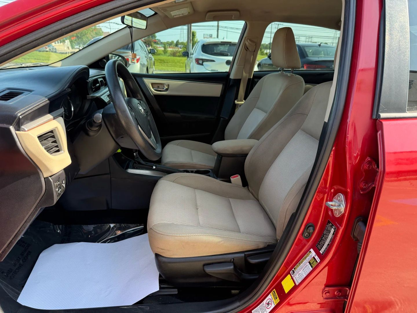 2015 Toyota Corolla - Image 12