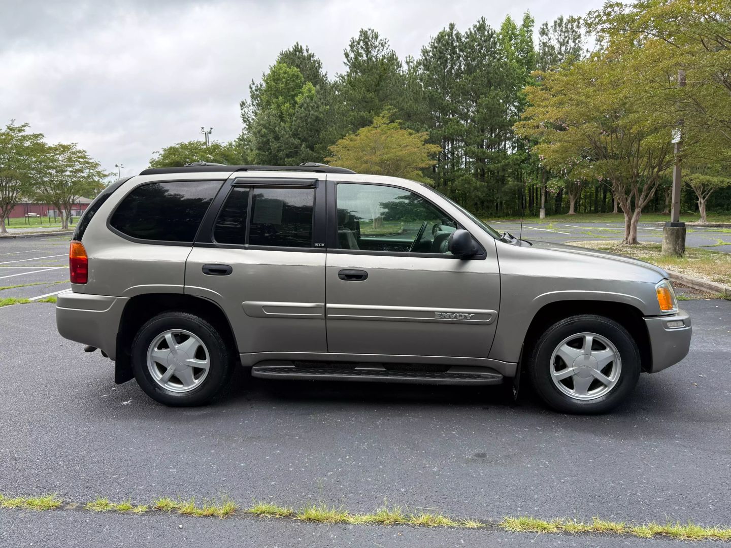 2003 Gmc Envoy - Image 4