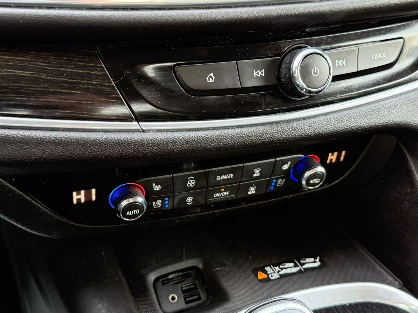2020 Buick Enclave - Image 48