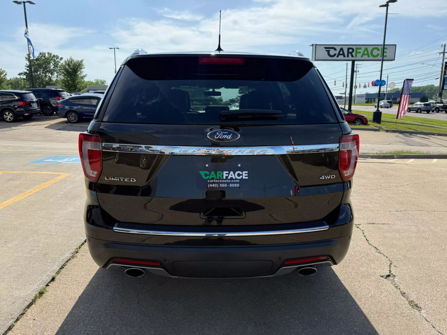 2019 Ford Explorer - Image 11