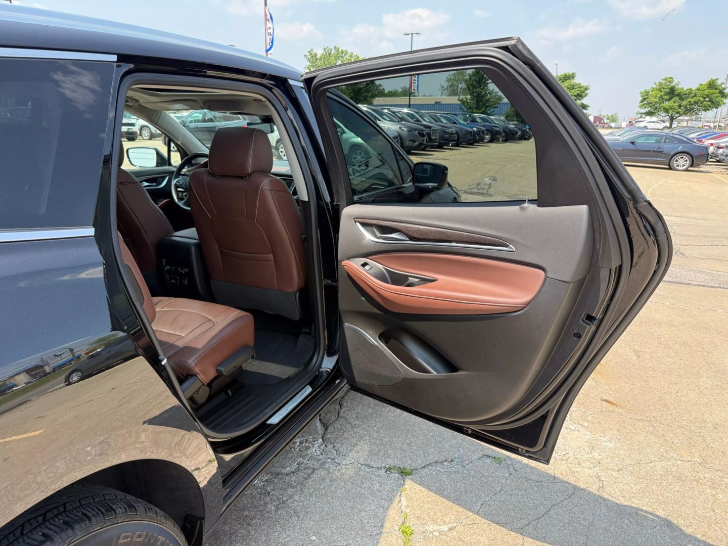 2018 Buick Enclave - Image 23