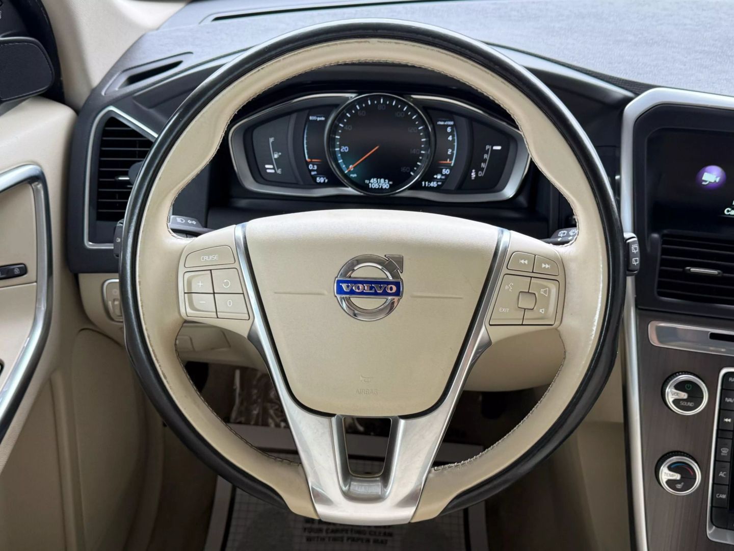 2016 Volvo Xc60 - Image 33
