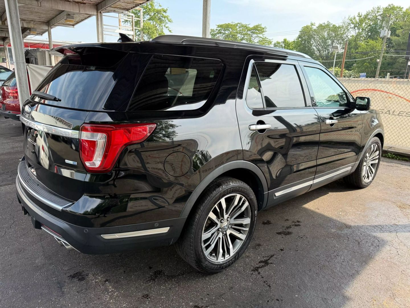 2018 Ford Explorer - Image 12