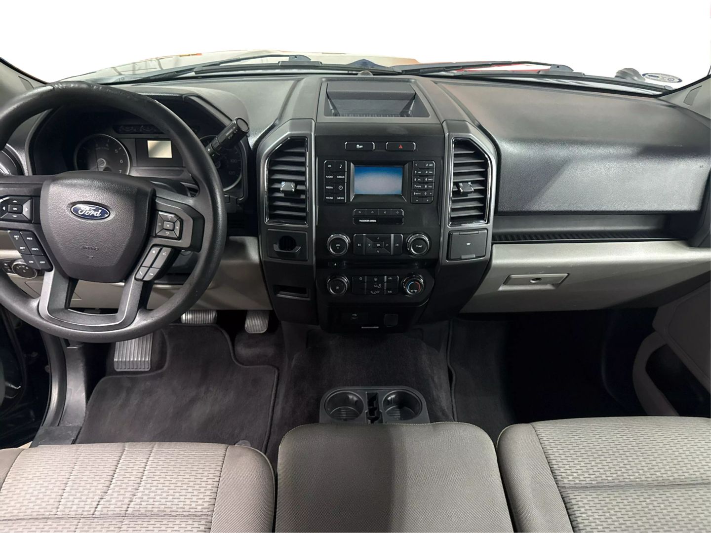 2017 Ford F150 Supercrew Cab - Image 18