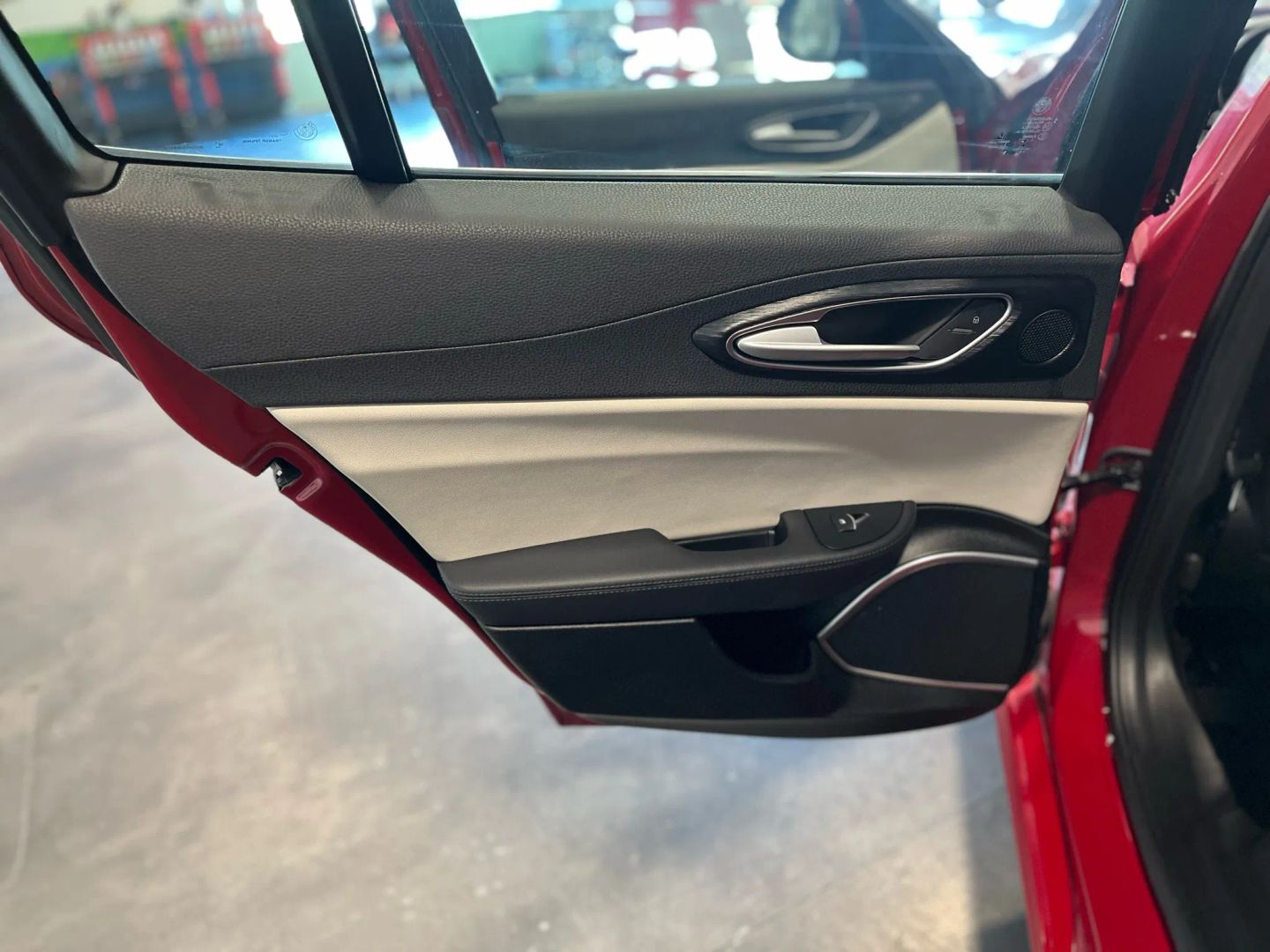 2020 Alfa Romeo Giulia Sedan 4d - Image 28