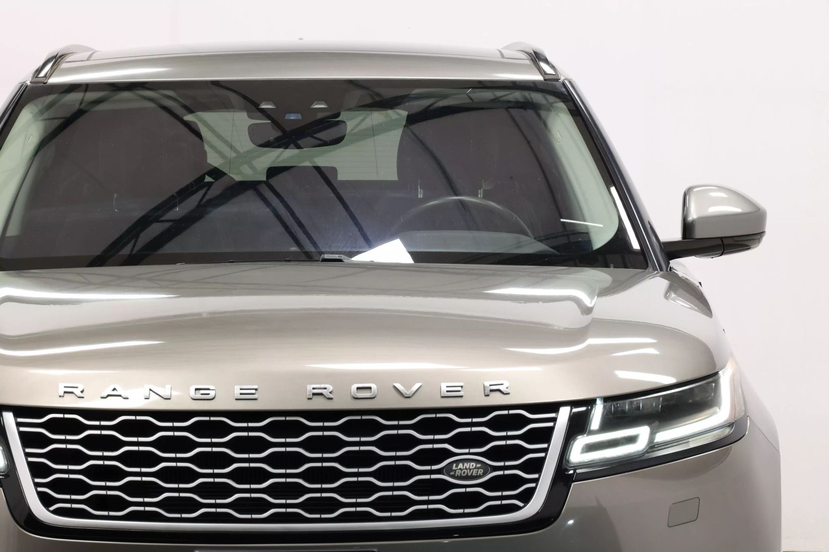 2019 Land Rover Range Rover Velar - Image 98
