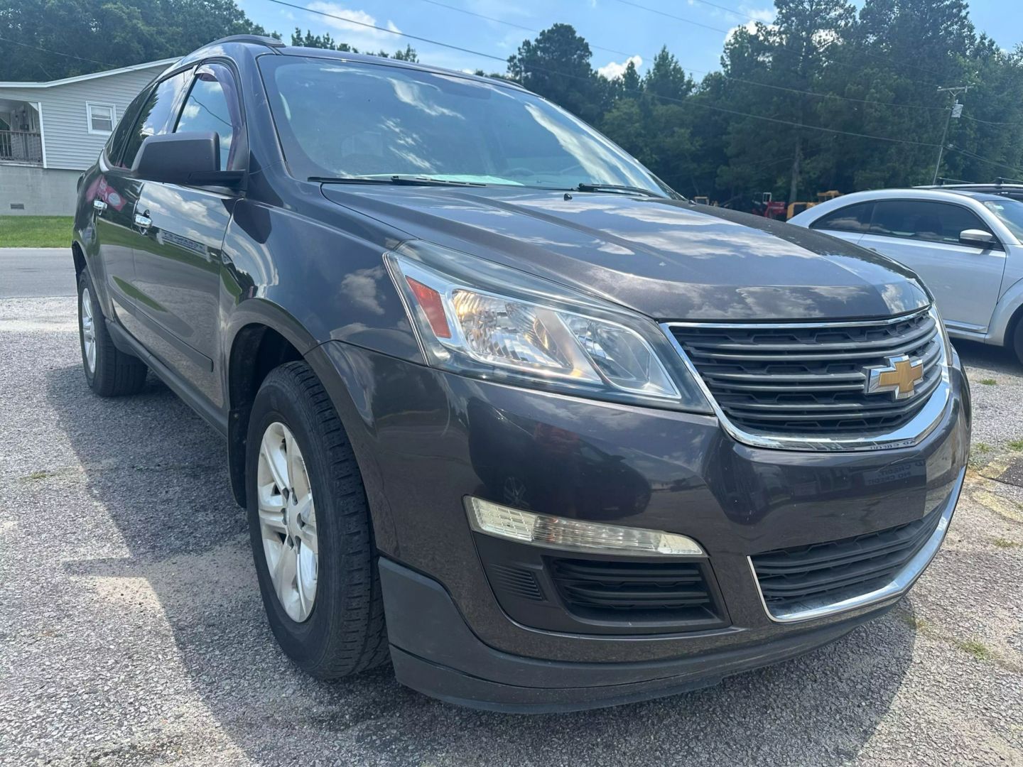 2016 Chevrolet Traverse LS's photo