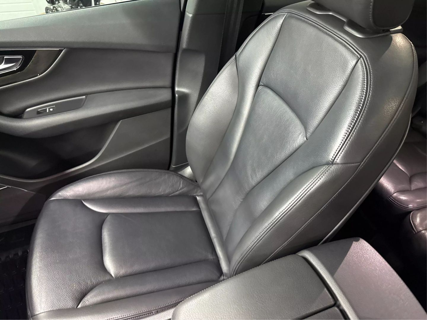 2017 Audi Q7 - Image 36