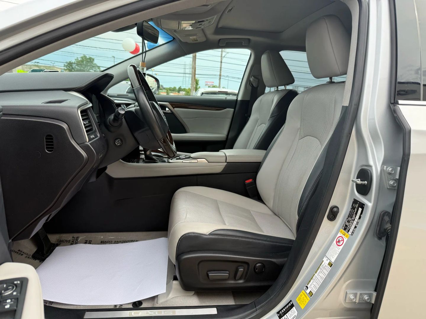 2019 Lexus Rx - Image 20