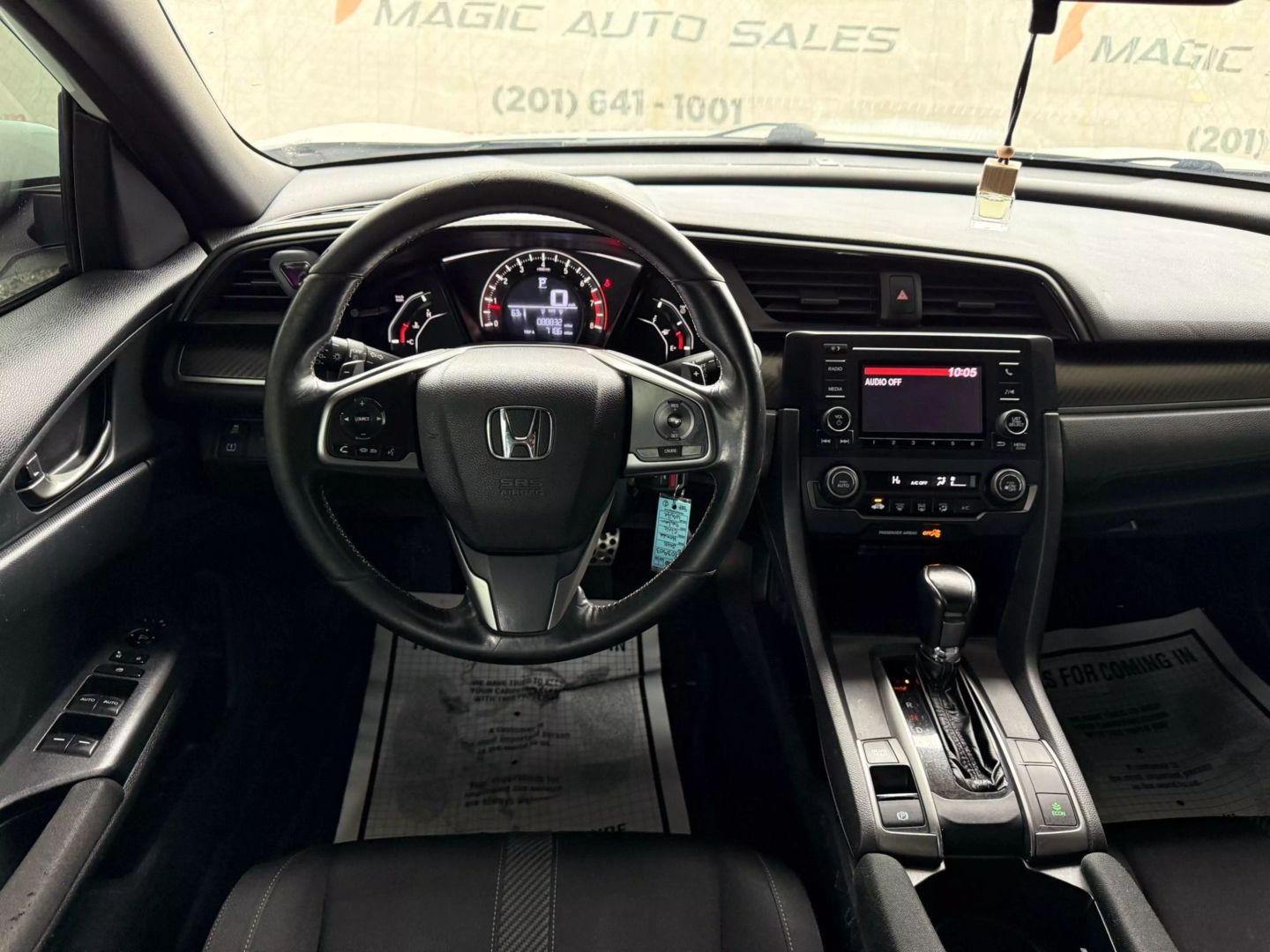 2018 Honda Civic - Image 29