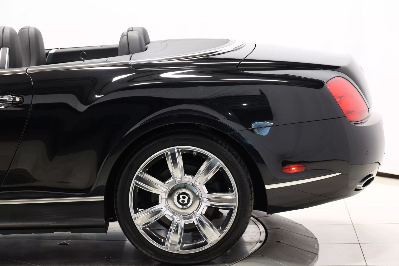 2009 Bentley Continental - Image 8