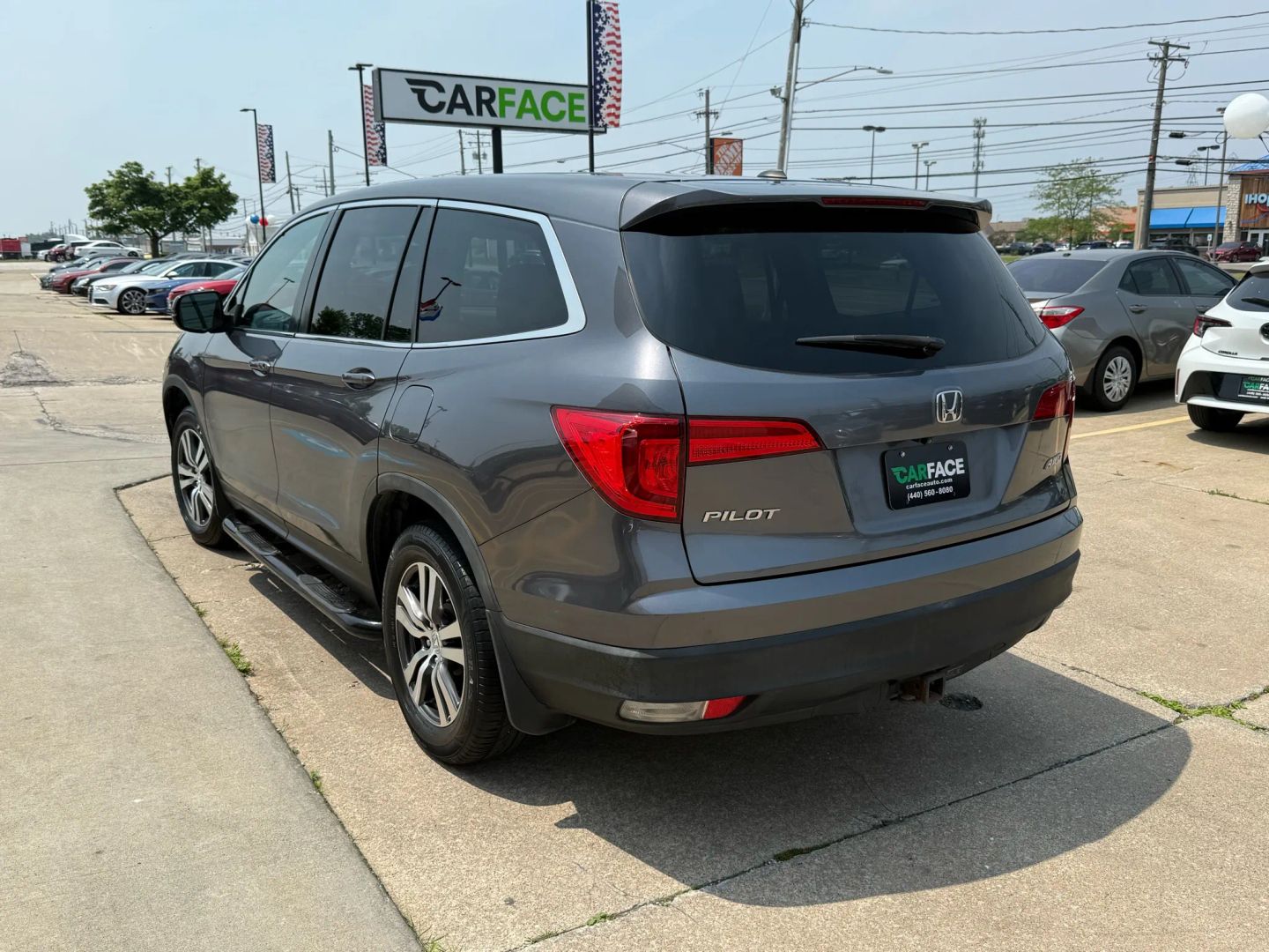 2017 Honda Pilot - Image 9