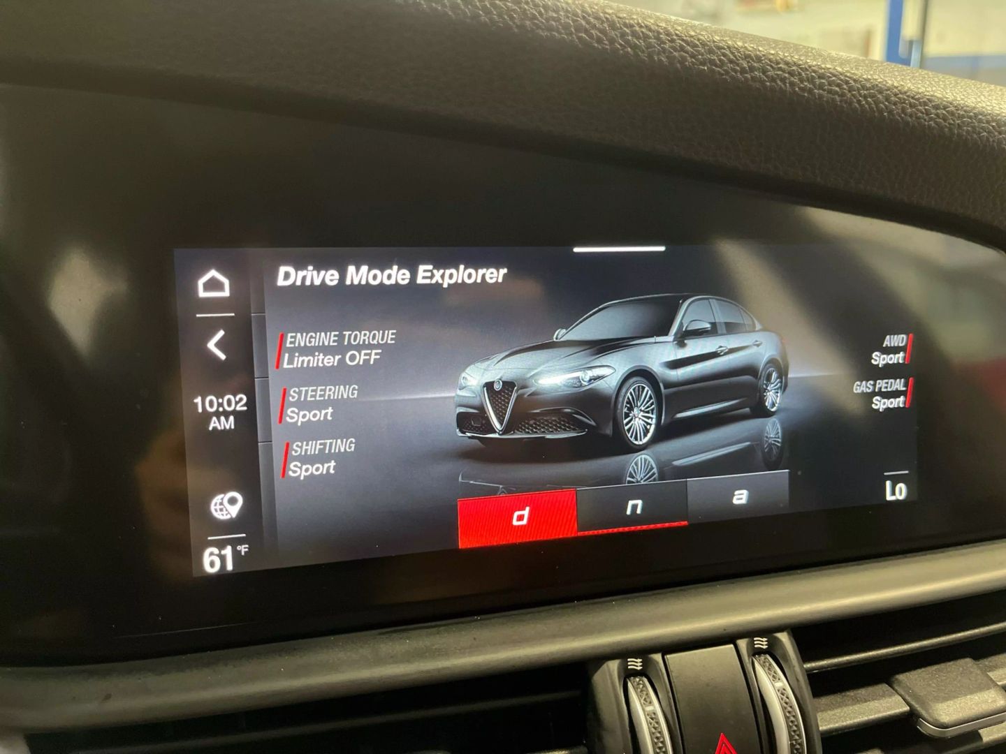 2020 Alfa Romeo Giulia Sedan 4d - Image 4