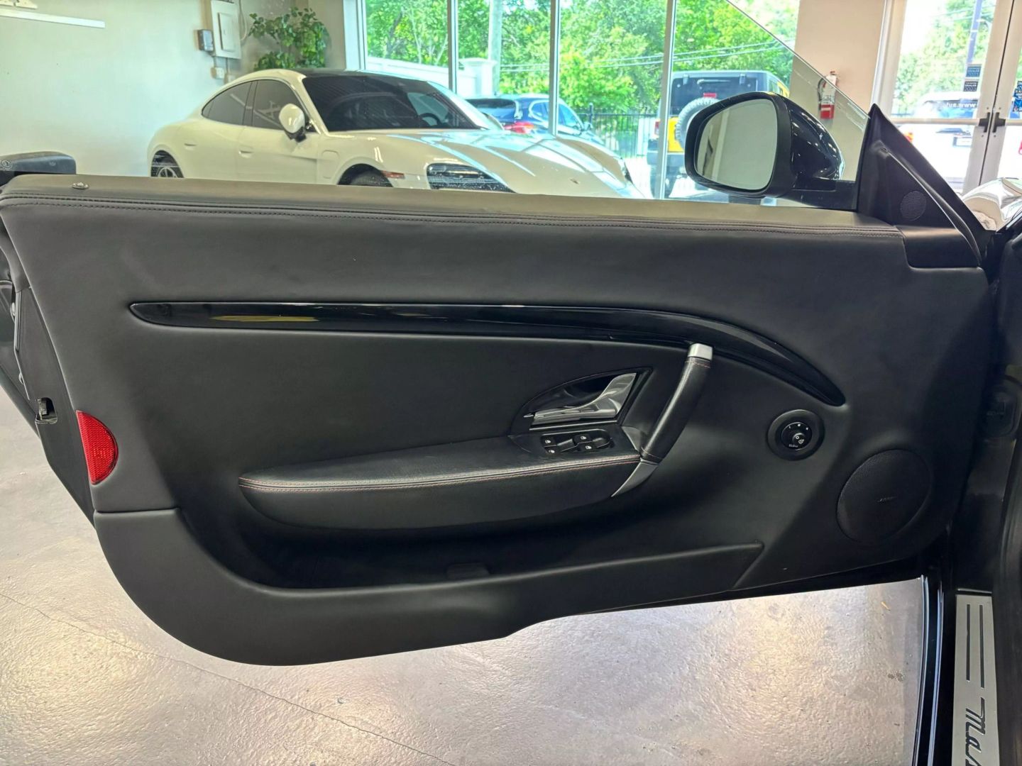 2010 Maserati Granturismo Convertible 2d - Image 39